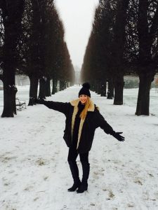 Laura Irwin Live It Experience It